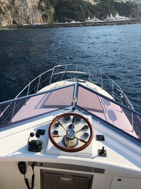 magnum marine 38 sport fisherman