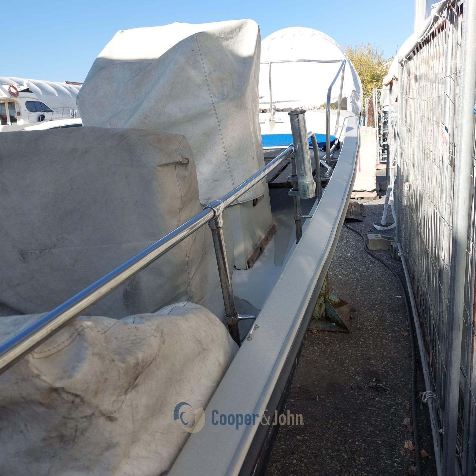 boston whaler 17 montauk