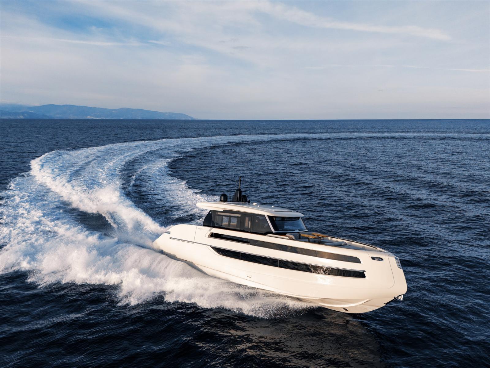 invictus St550