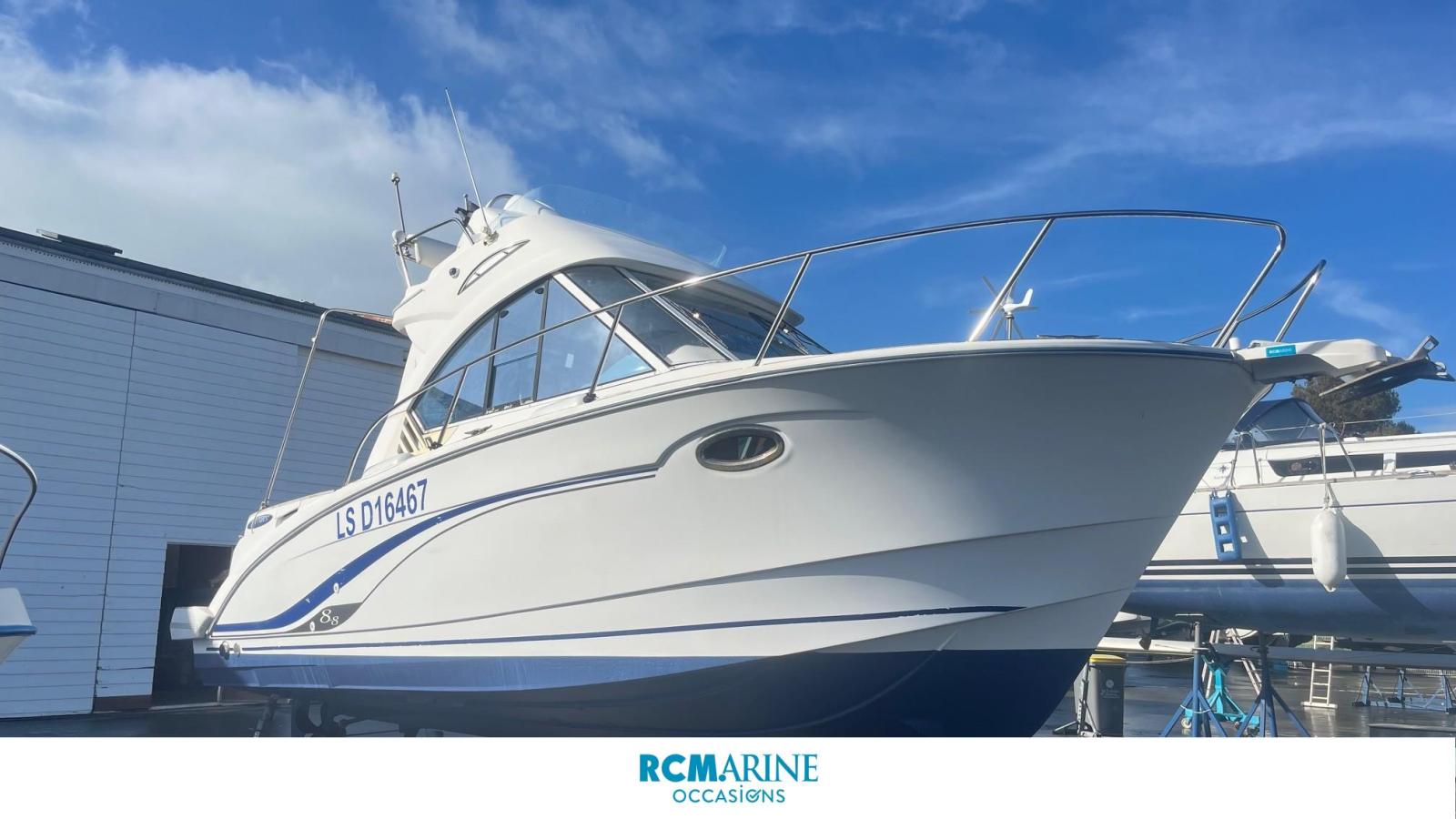 beneteau Antares 8.8