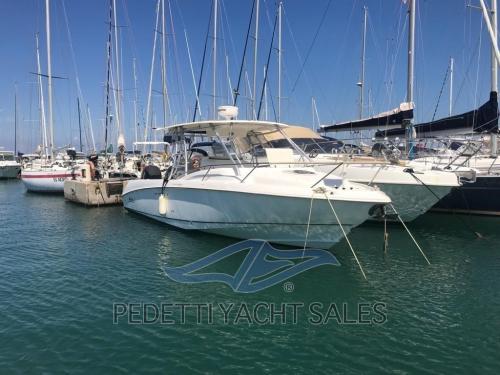 Boston whaler 32 cuddy