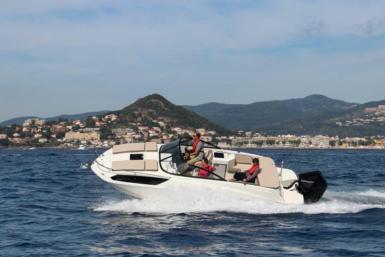 bayliner Vr 6 cuddy hb