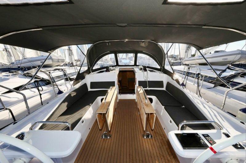 elan marine Elan 43 impression