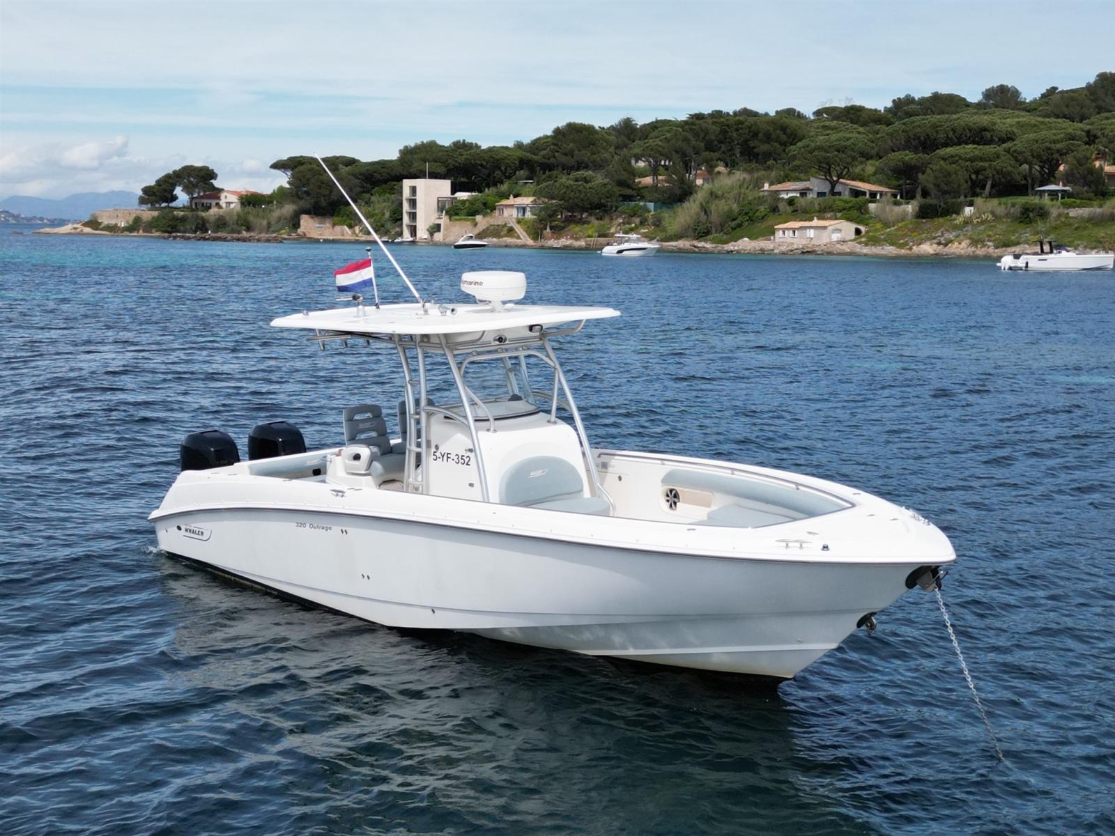 boston whaler 320 outrage - 2x mercury verado 250