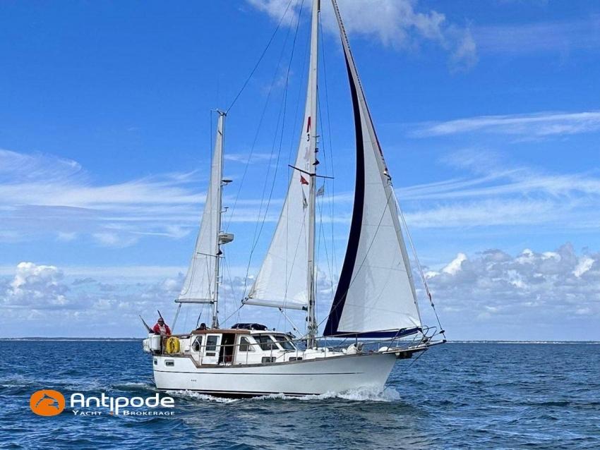 siltala yachts Nauticat 331