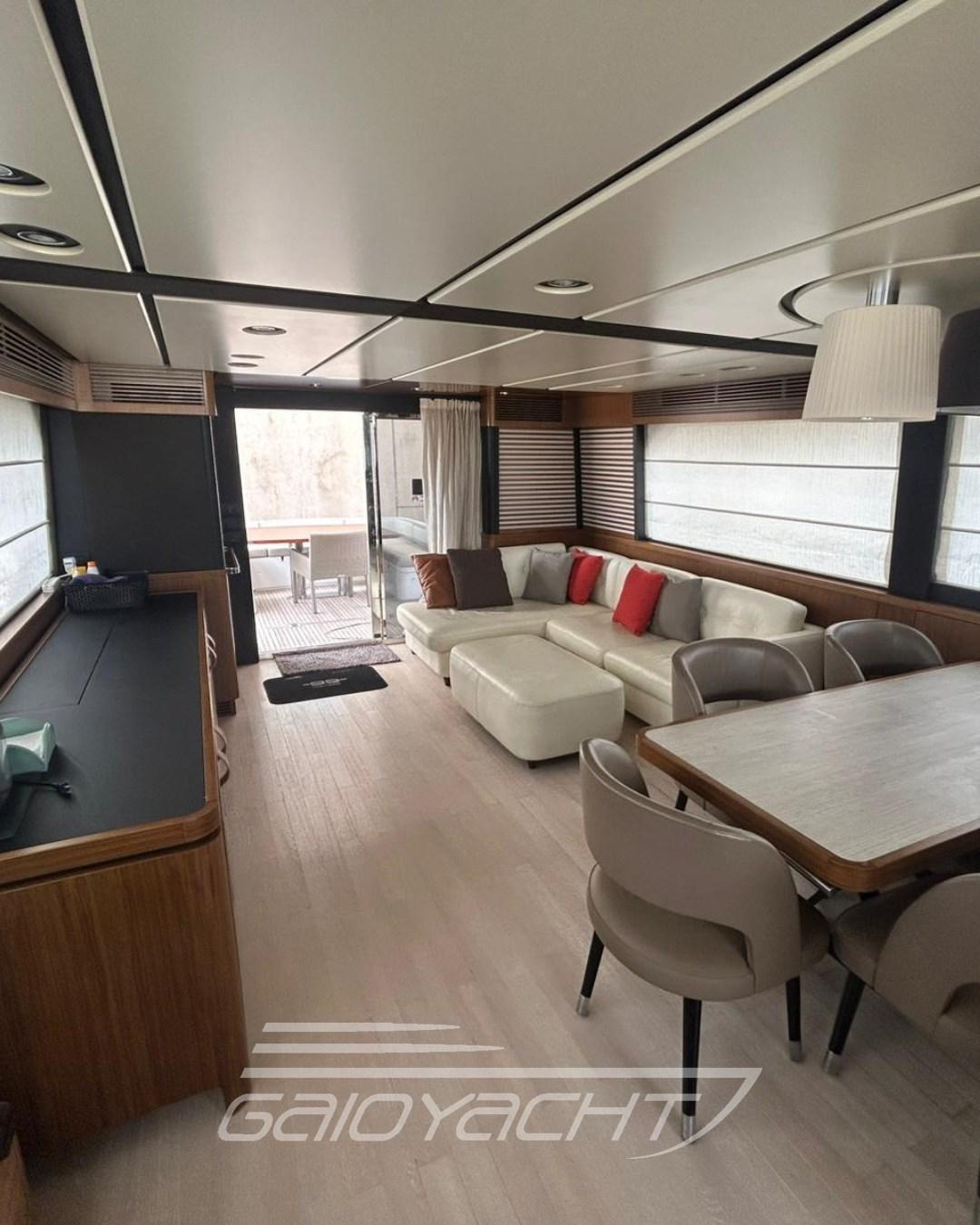 azimut Magellano 66