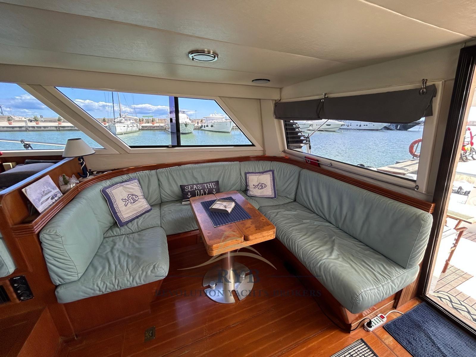 uniesse marine 42 fly