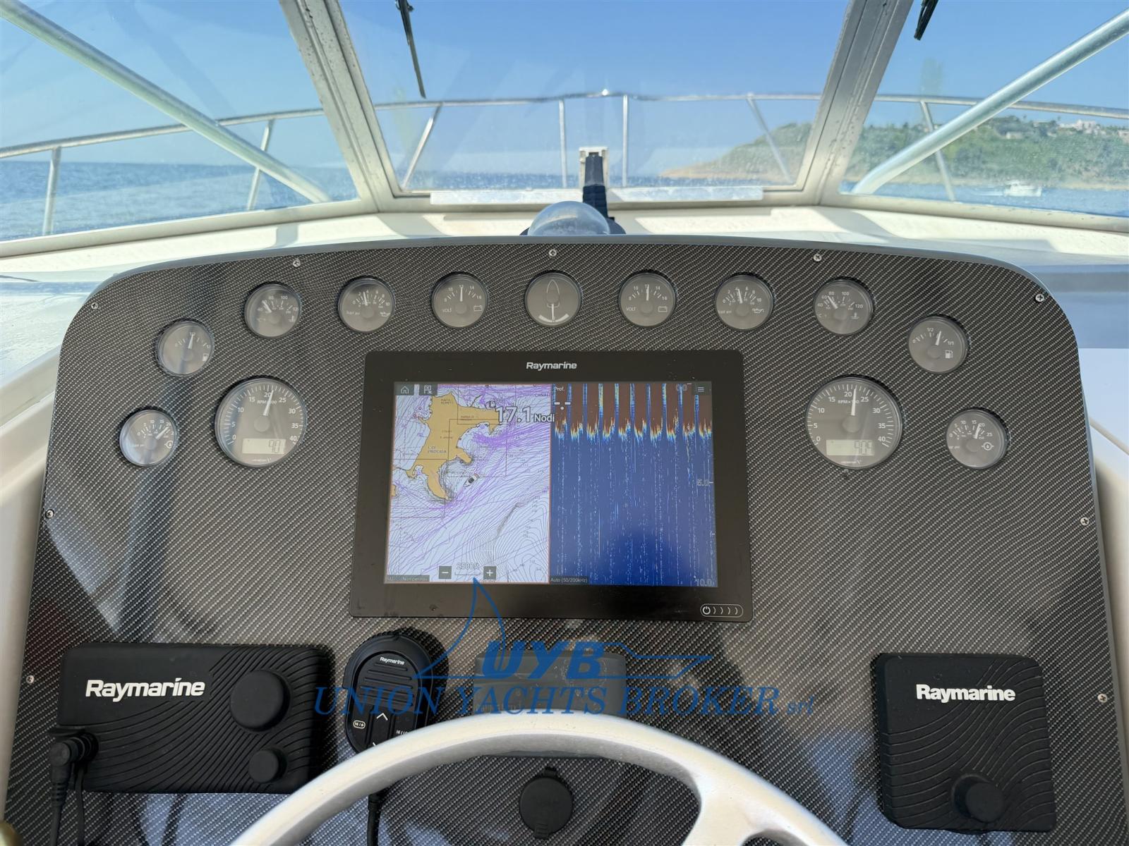 pursuit Tiara 34 express