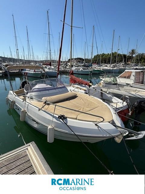 beneteau Flyer 750 sundeck