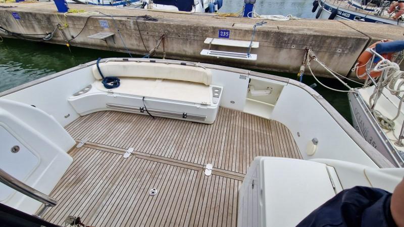 beneteau Flyer 12 cabin