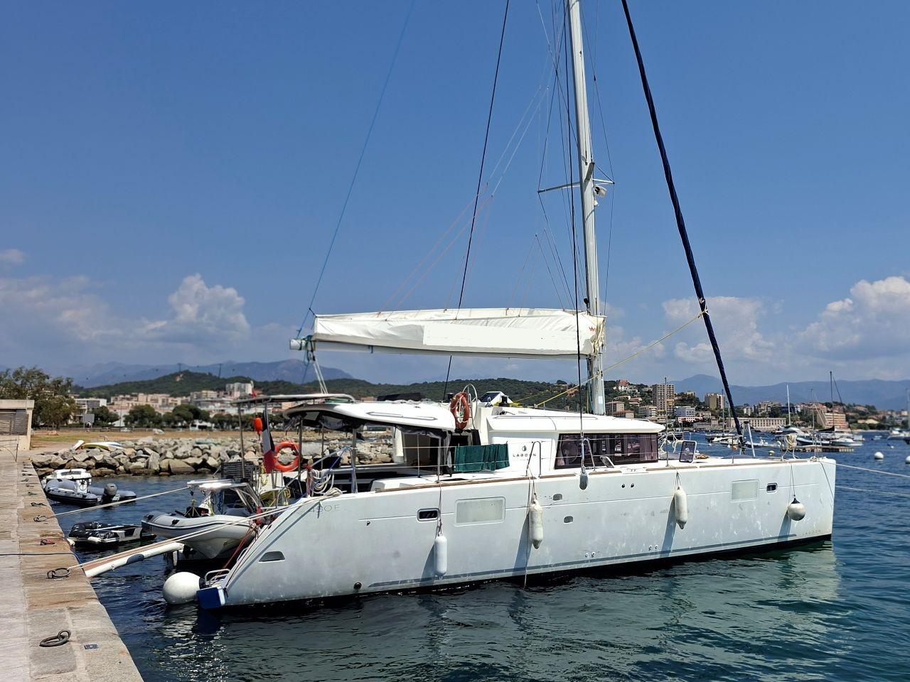 lagoon 450 F