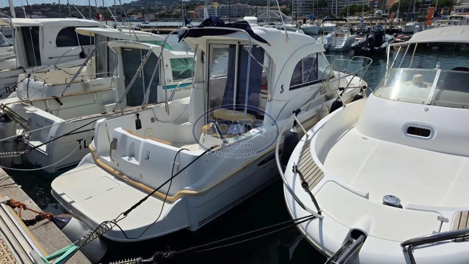 beneteau Antares 6
