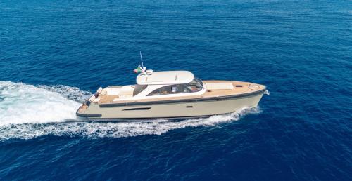 Toy marine tender 47