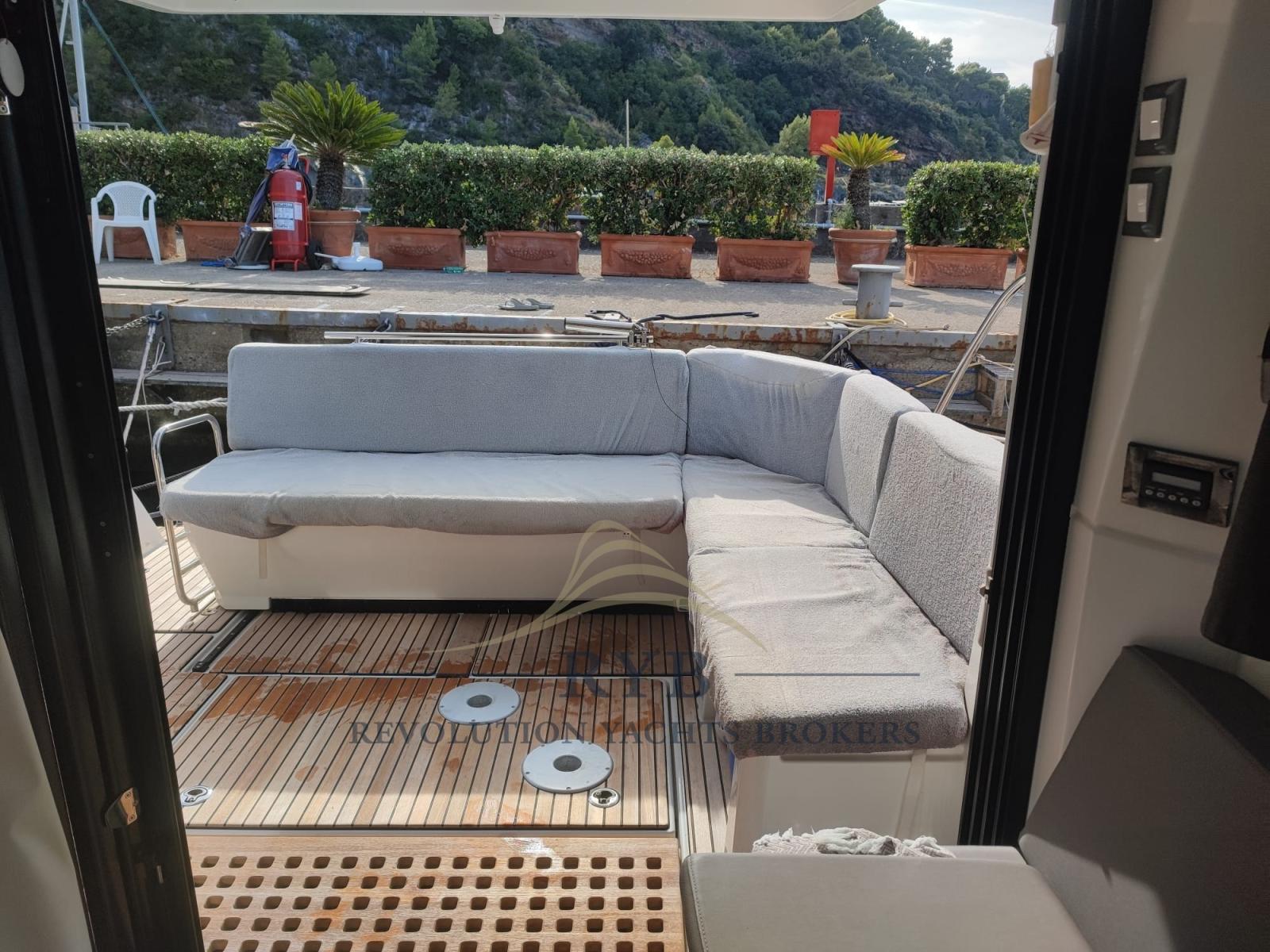 beneteau Antares 11