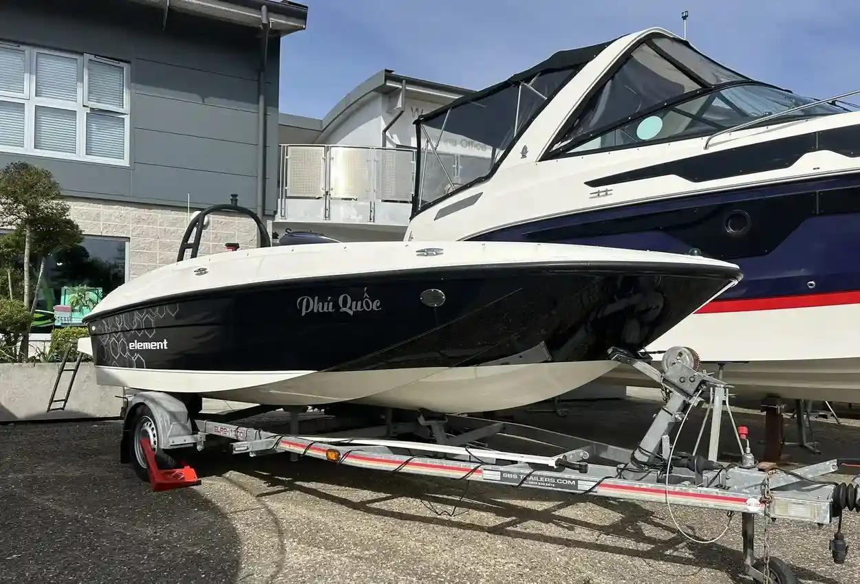 bayliner 160 element