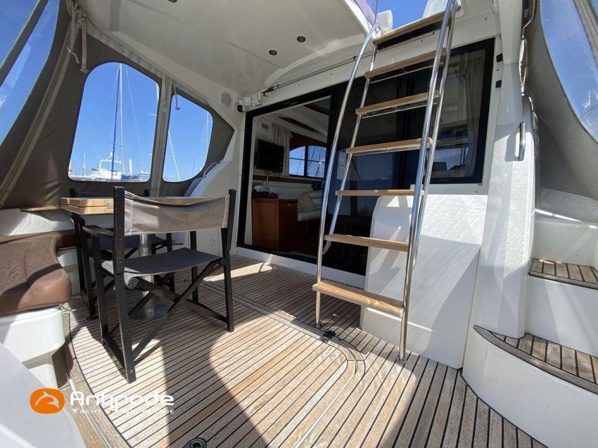 beneteau Antares 42