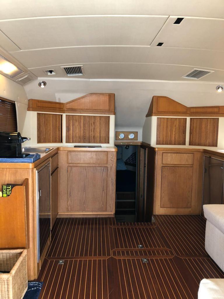 bertram yacht 37' convertible