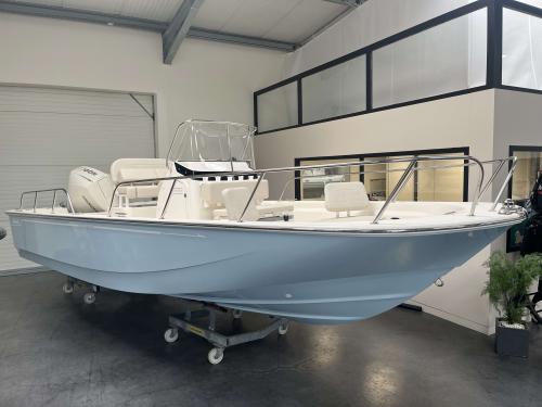 boston whaler 210 montauk