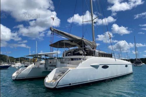 Fountaine pajot lavezzi 40