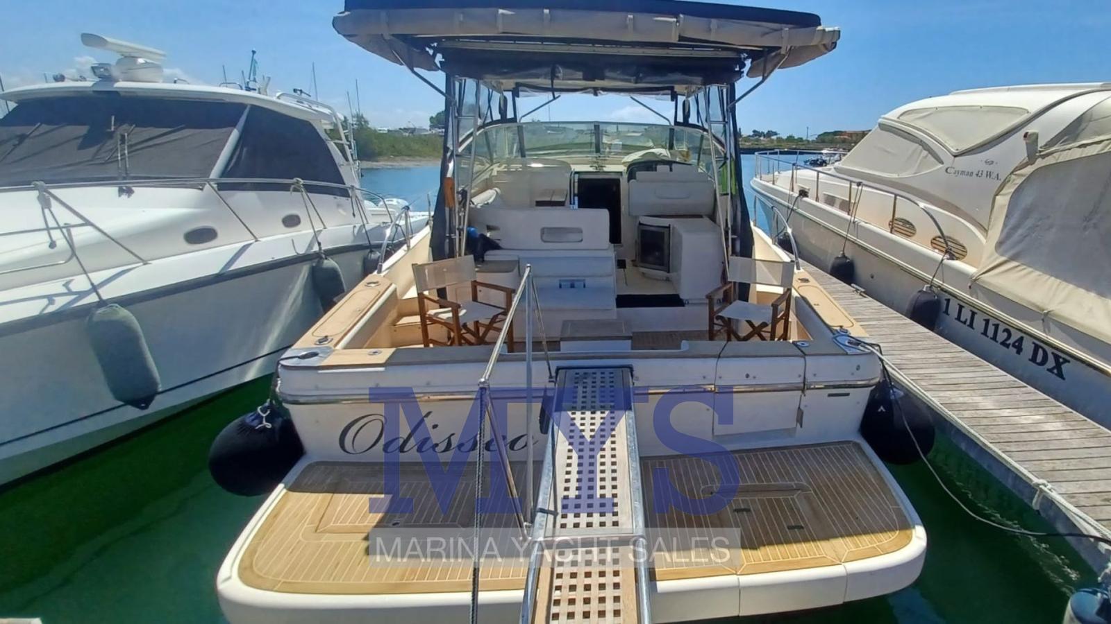 cayman 38 wa