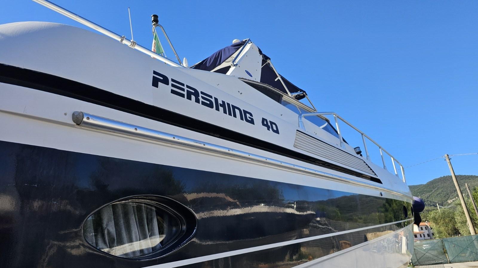 pershing 40