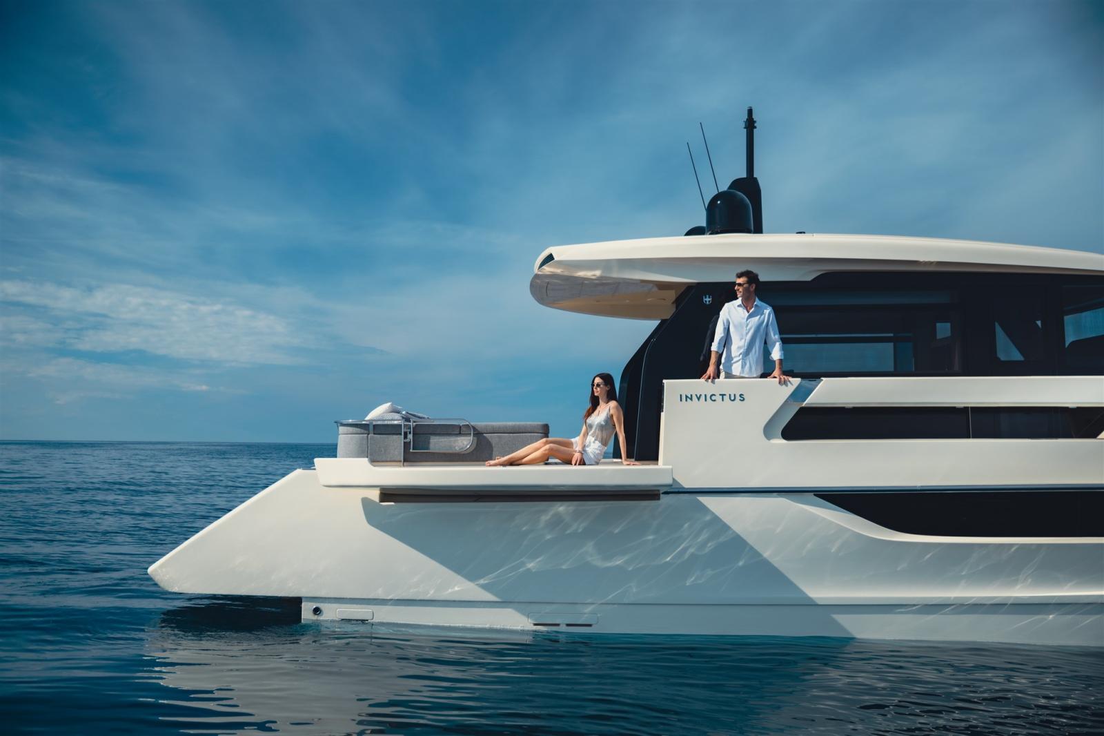 invictus St550