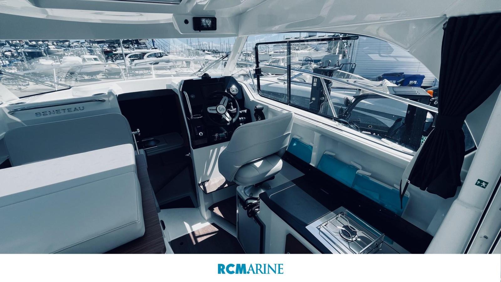 beneteau Antares 8 ob v2 fish