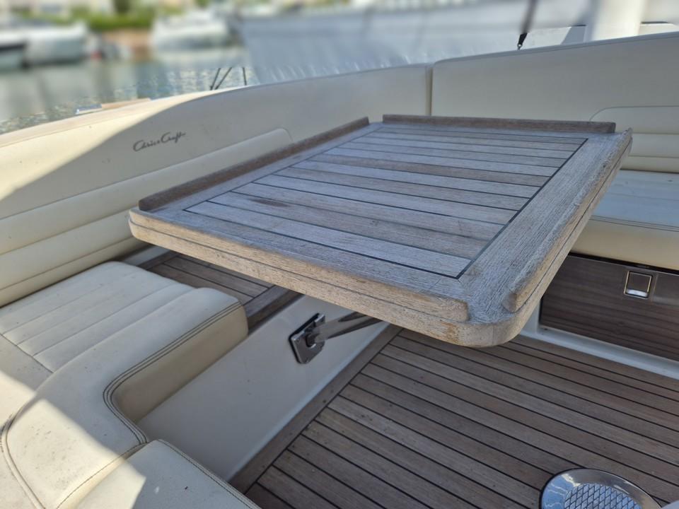 chris craft Corsair 28