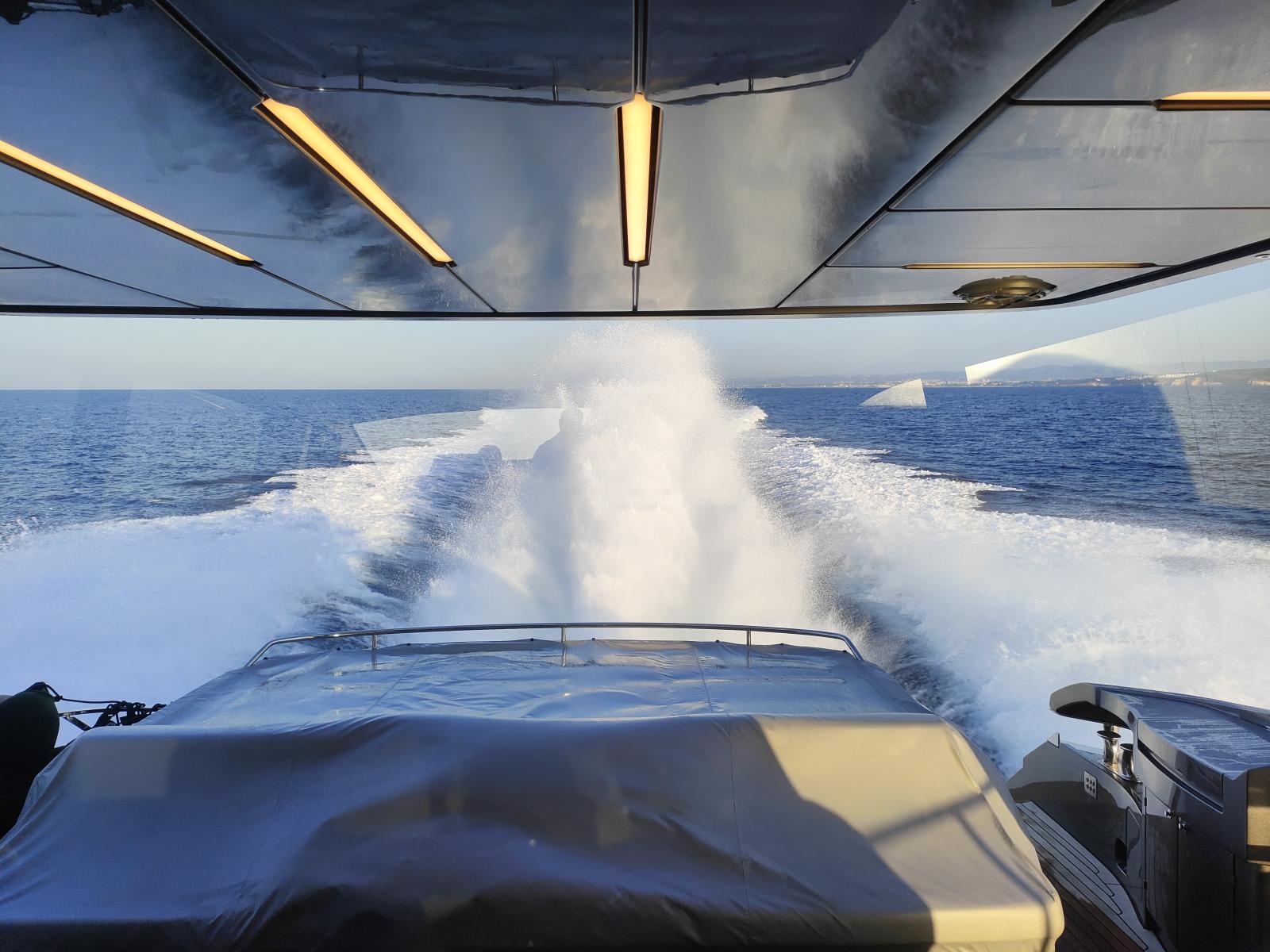 pershing 8X
