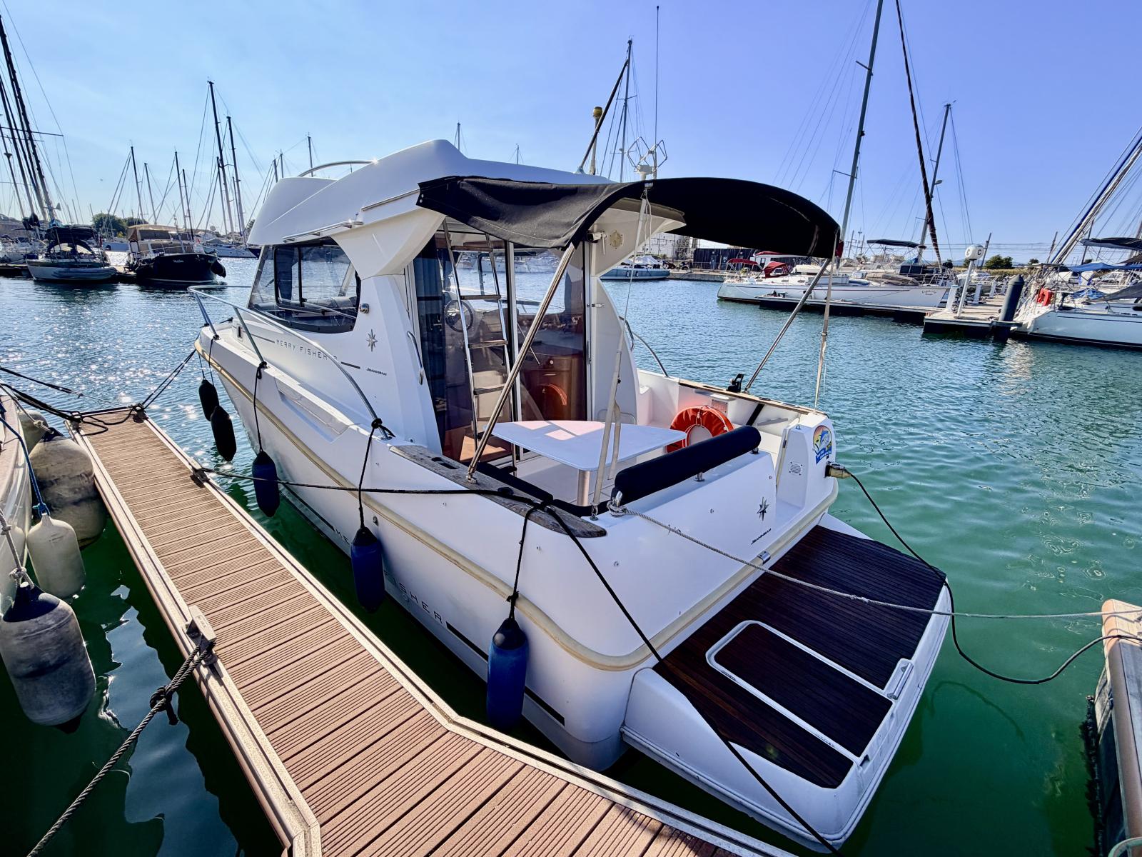 jeanneau Merry Fisher 8