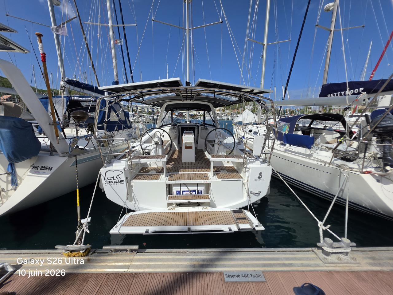 beneteau Oceanis 38