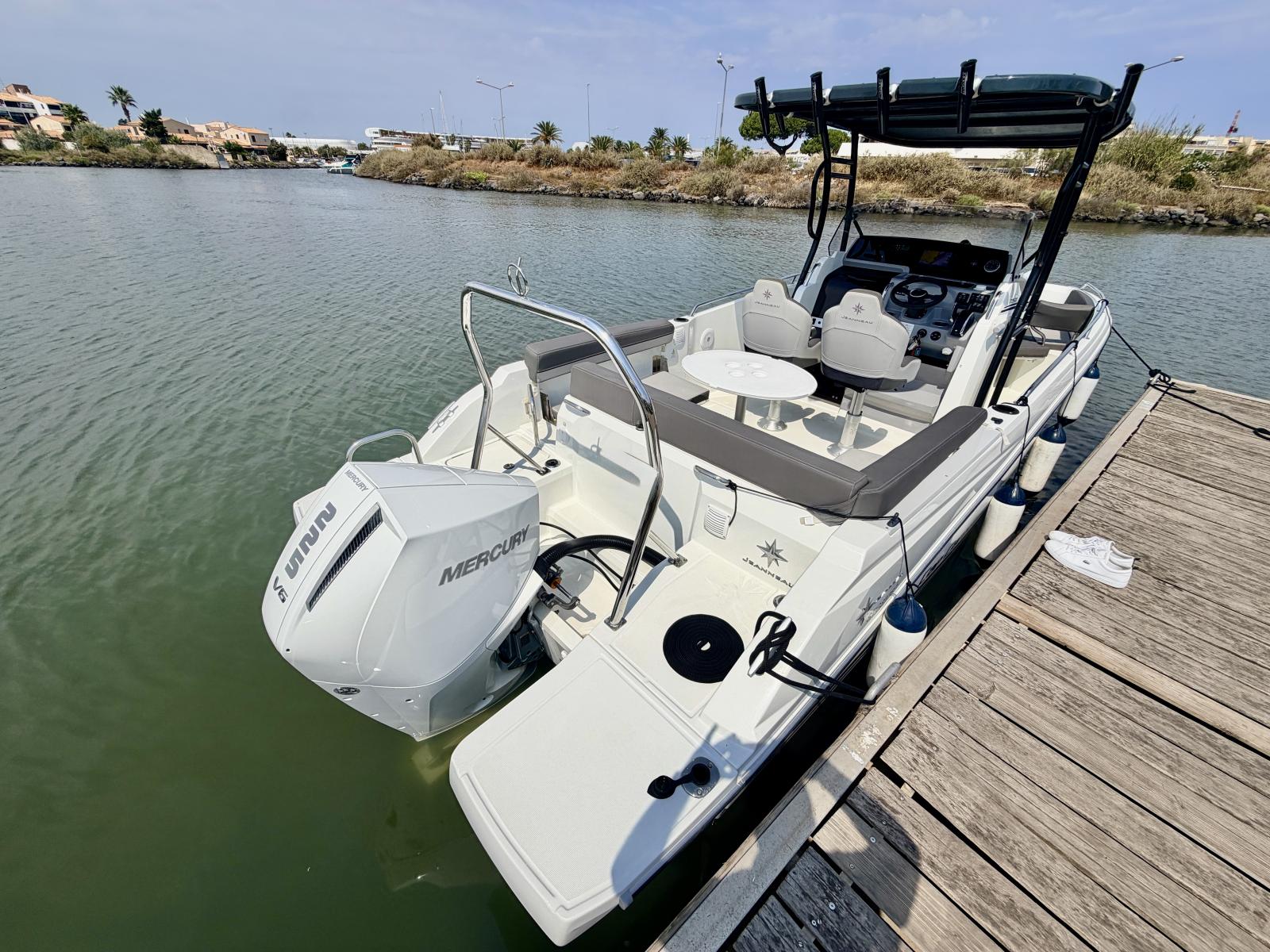 jeanneau Cap Camarat 7.5 CC Serie 3
