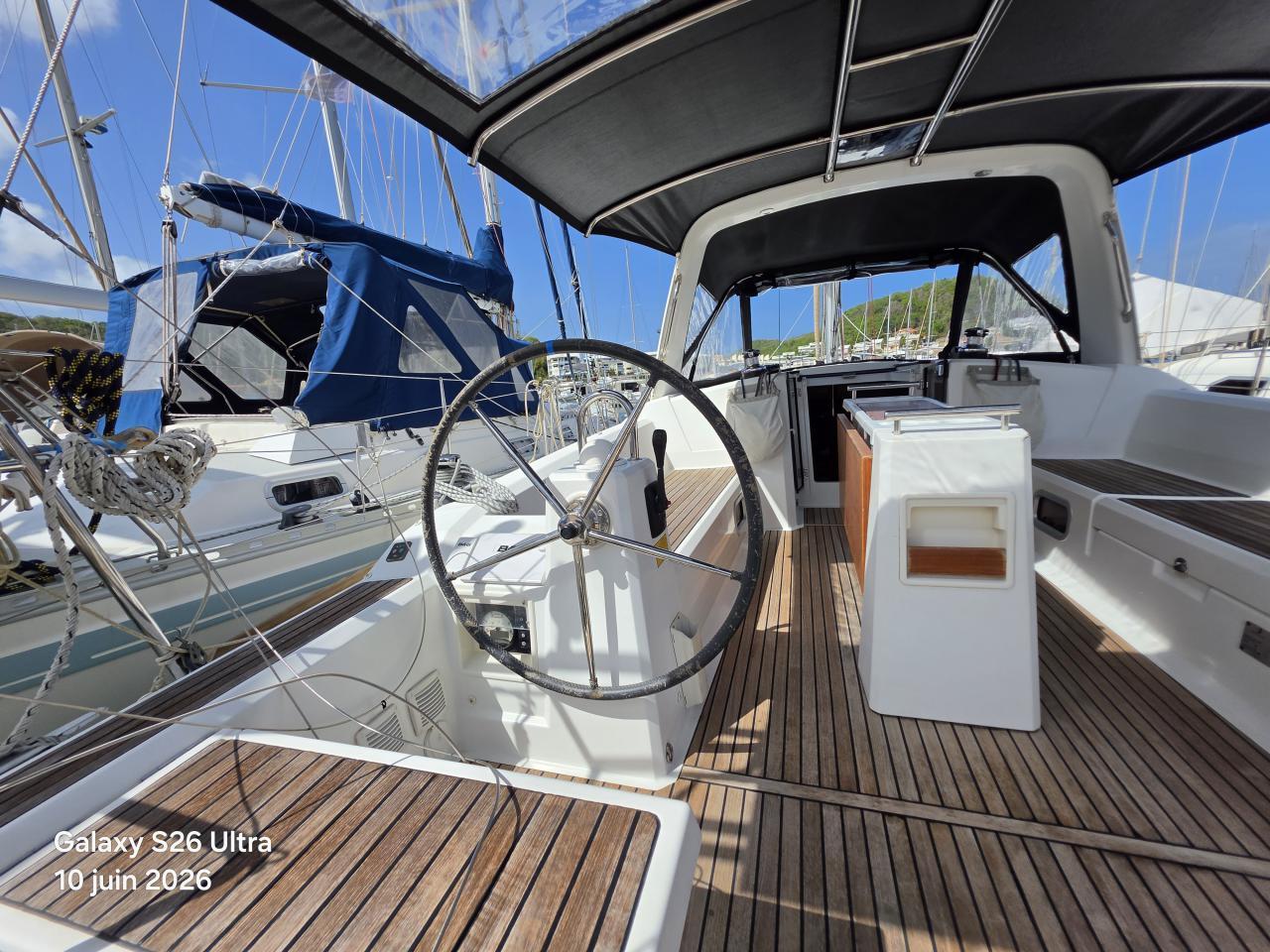 beneteau Oceanis 38