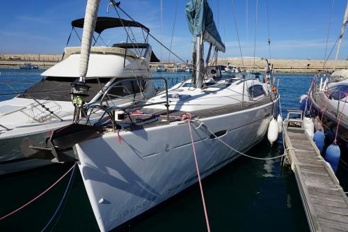 beneteau Oceanis 40