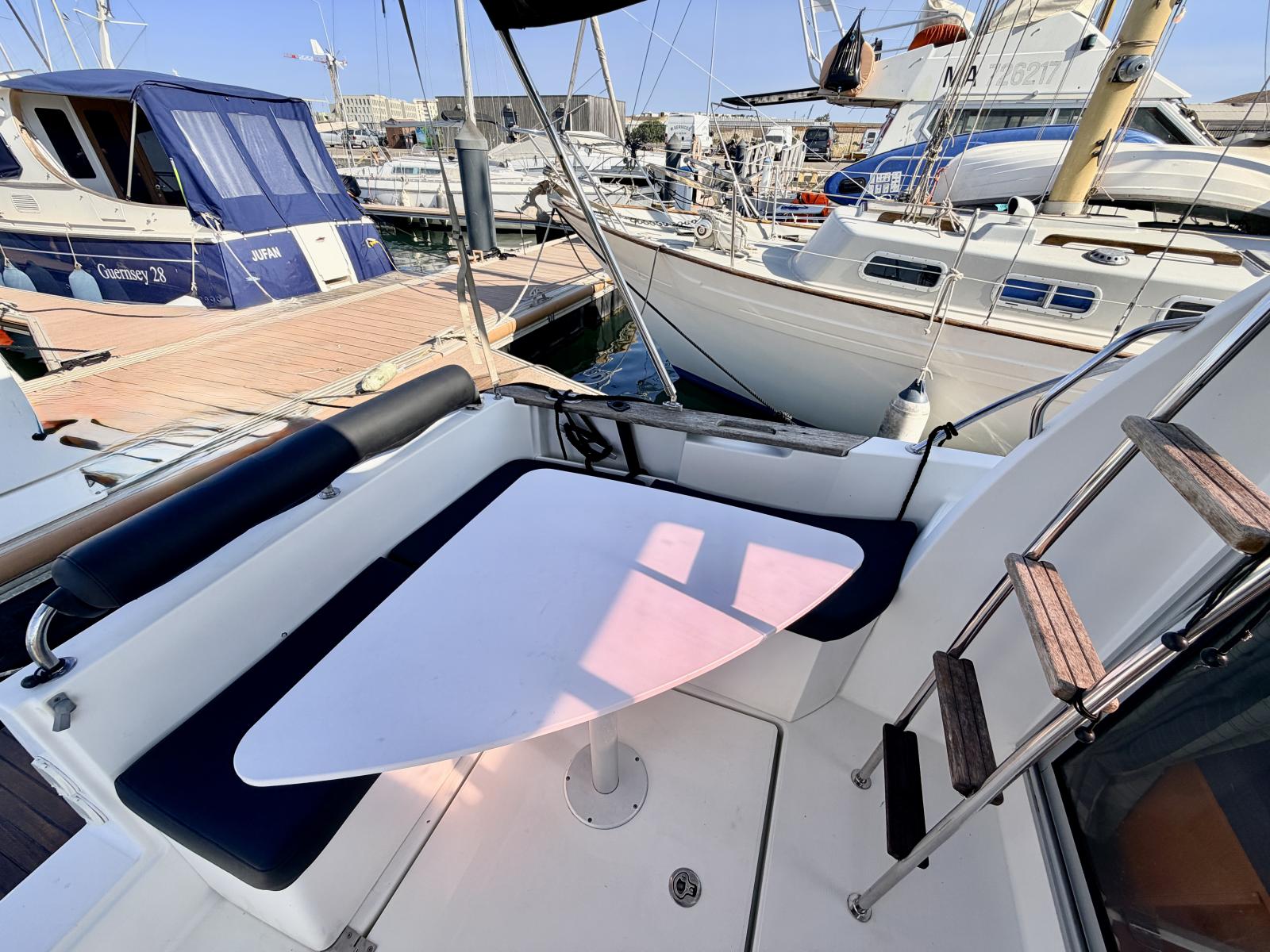 jeanneau Merry Fisher 8