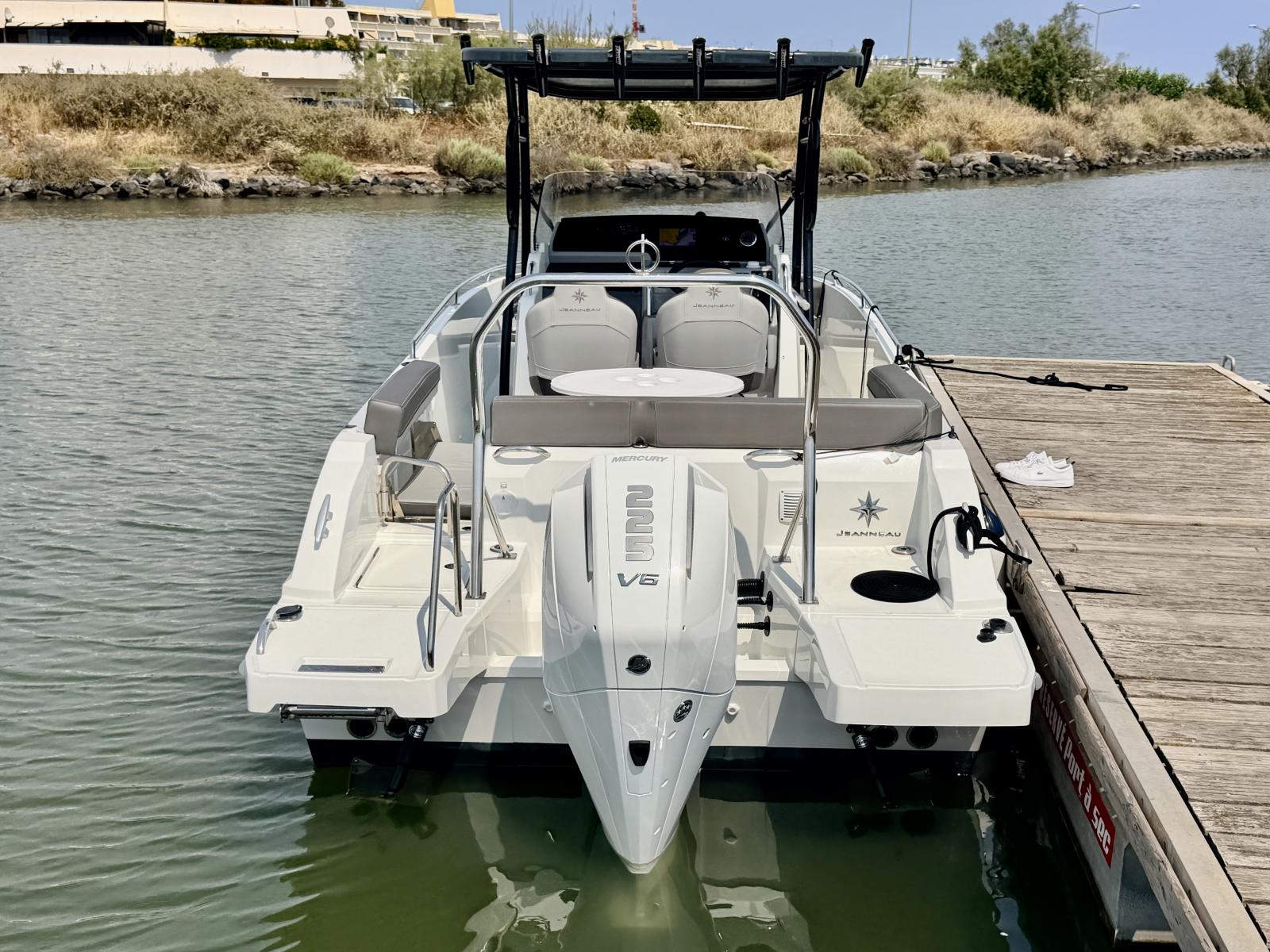 jeanneau Cap Camarat 7.5 CC Serie 3